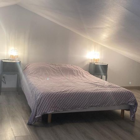 Gite Le Verger Soulignonne Buitenkant foto